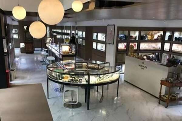 天门寄卖奢侈品店